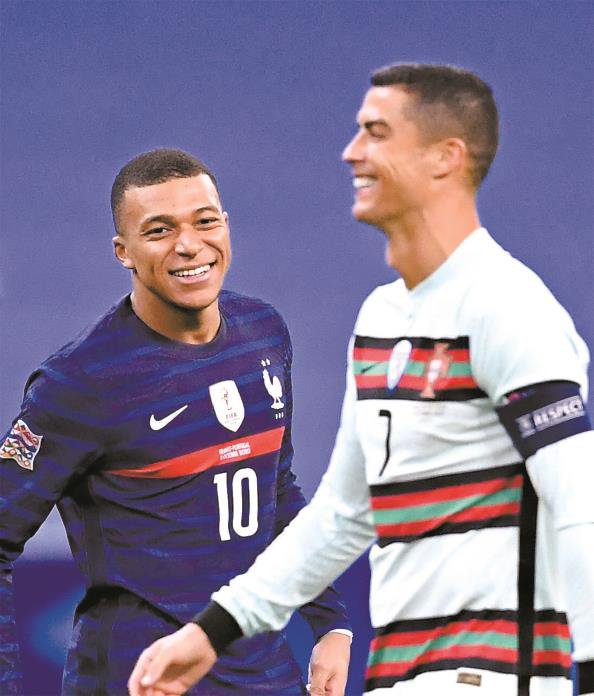 姆巴佩爆冷击败MAD，出色防守引爆全场！