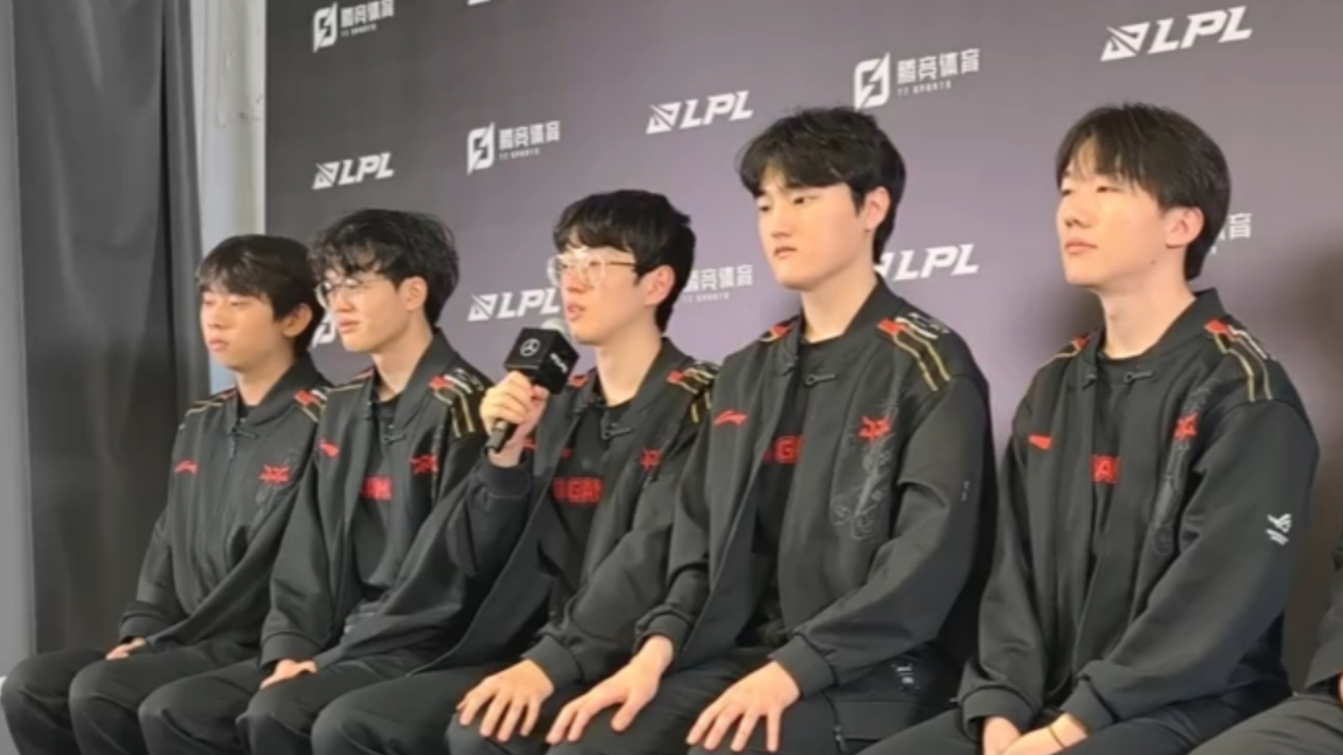 关于Scout巅峰对决，Rookie与80激战曼联分钟，挺进下一轮胜负难料！的信息